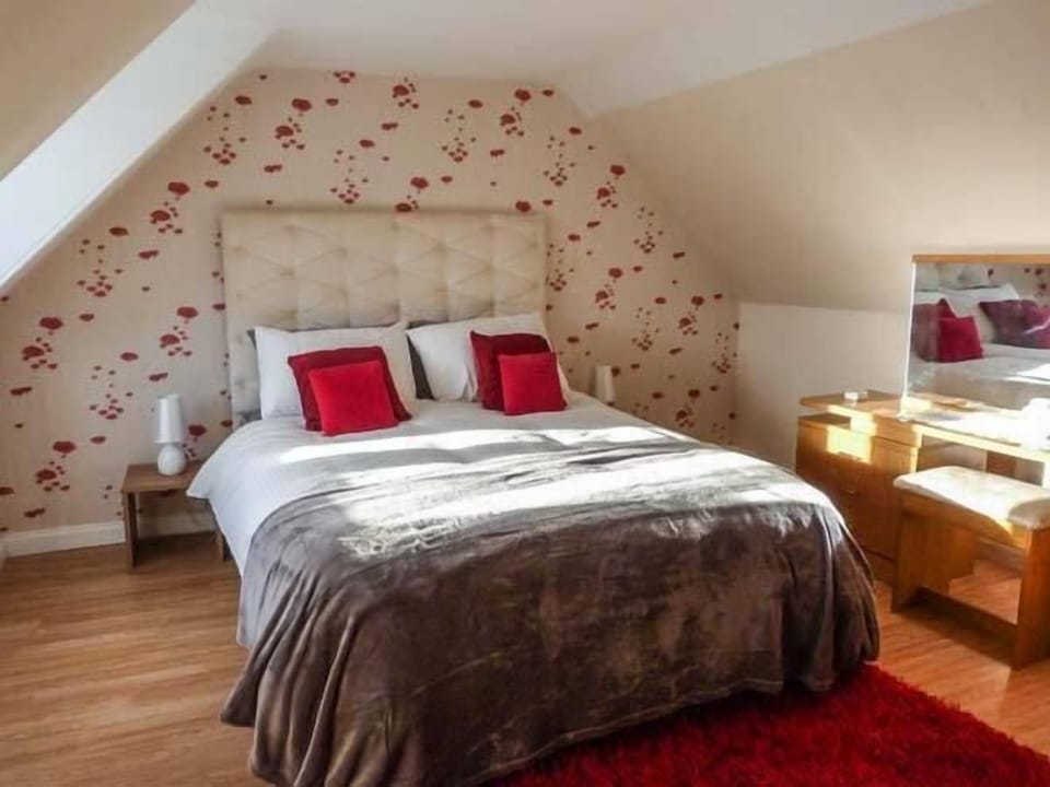 Cottage | Interior