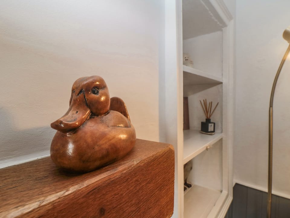 Cottage | Interior
