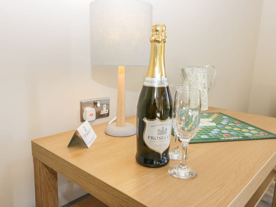 Cottage | 1 bedroom, individually decorated, individually furnished, free WiFi