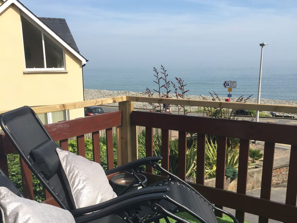 Cottage | Property grounds