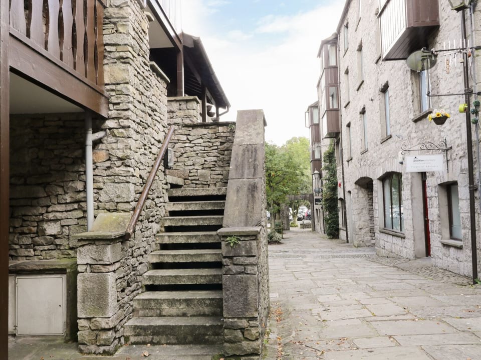 Cottage | Property grounds
