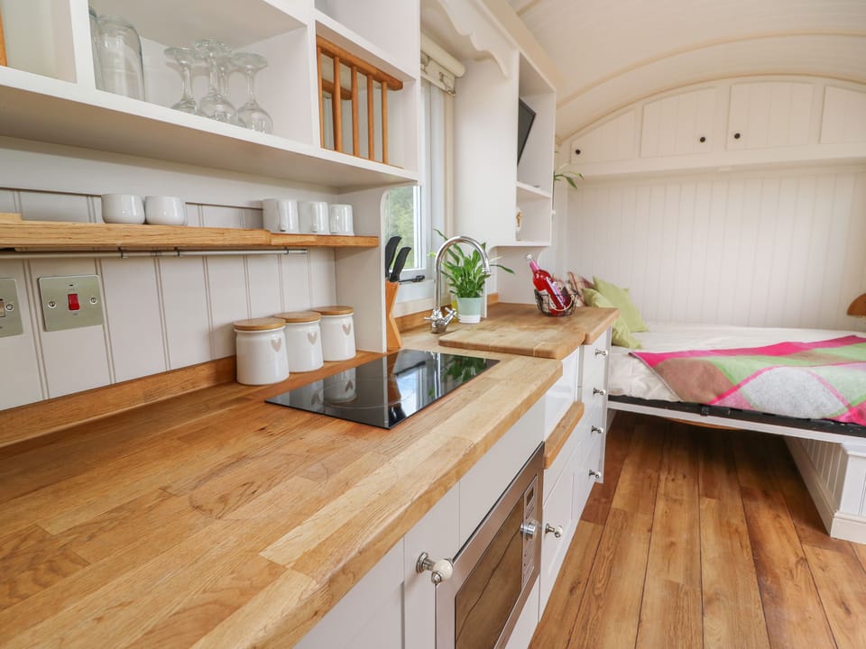 Cottage | 1 bedroom, individually decorated, individually furnished, free WiFi