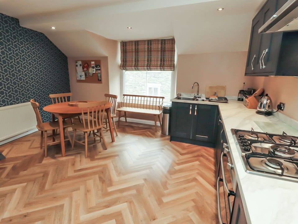 Cottage | Interior