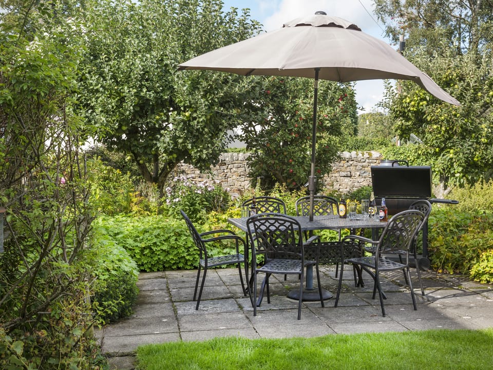Cottage | Outdoor dining