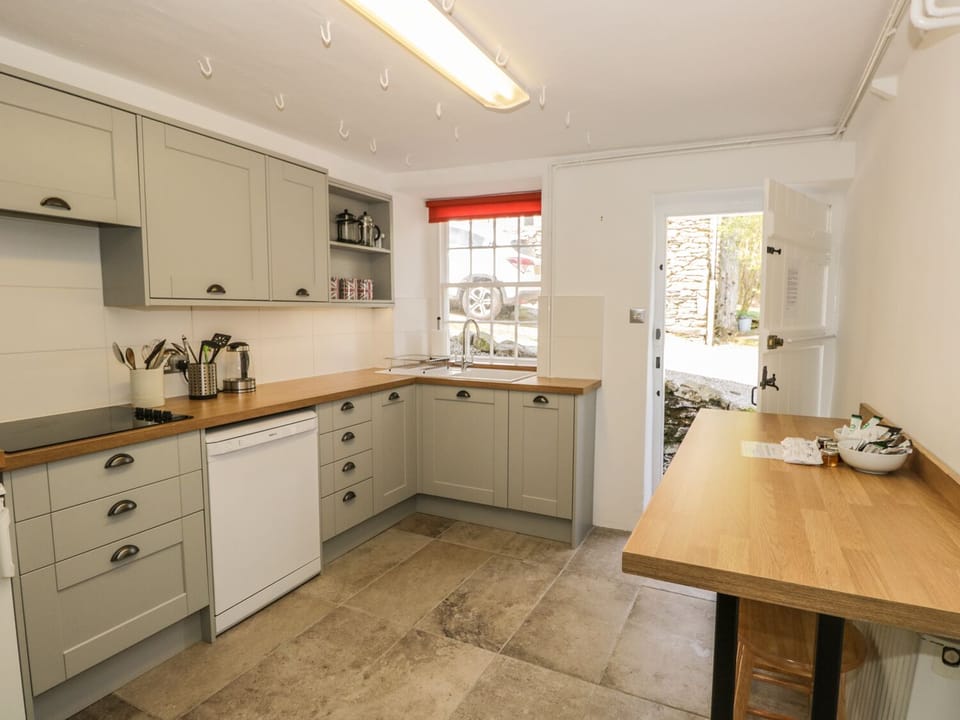 Cottage | Interior