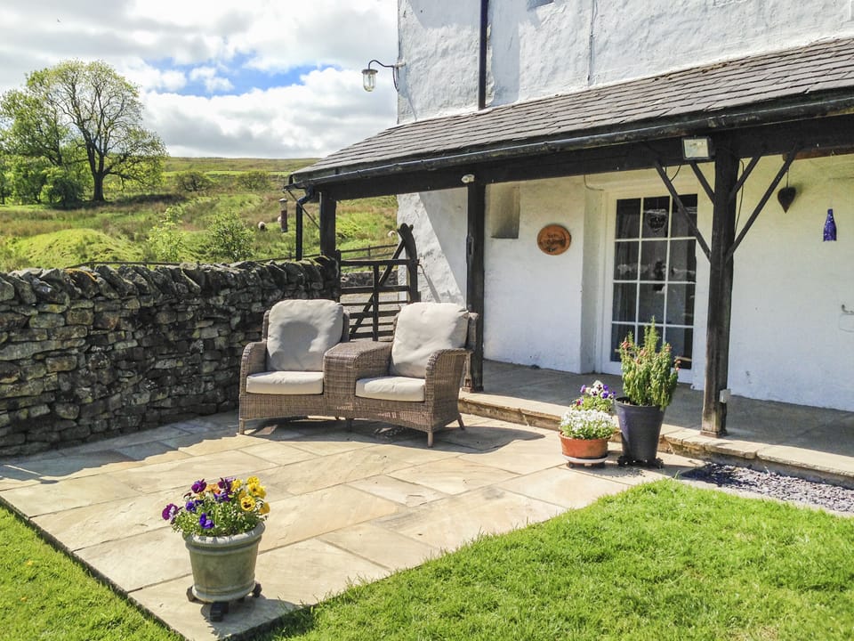 Cottage | Balcony