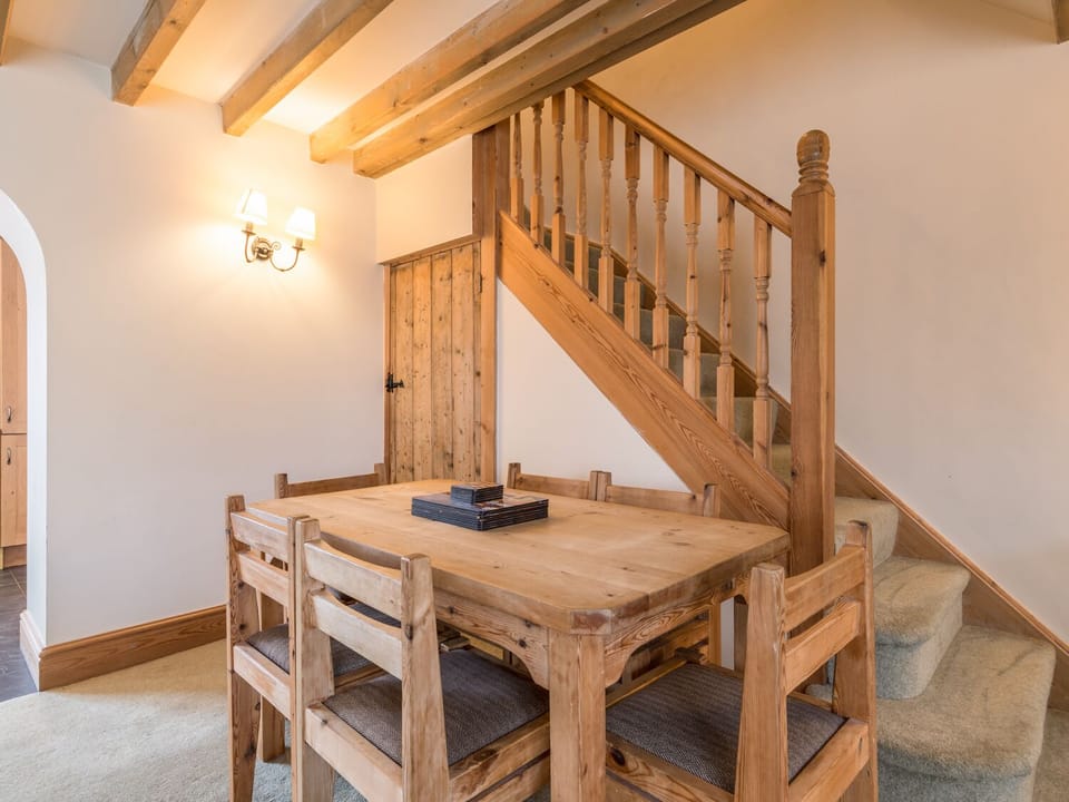 Cottage | Private kitchen | Stovetop, dishwasher, highchair, cookware/dishes/utensils