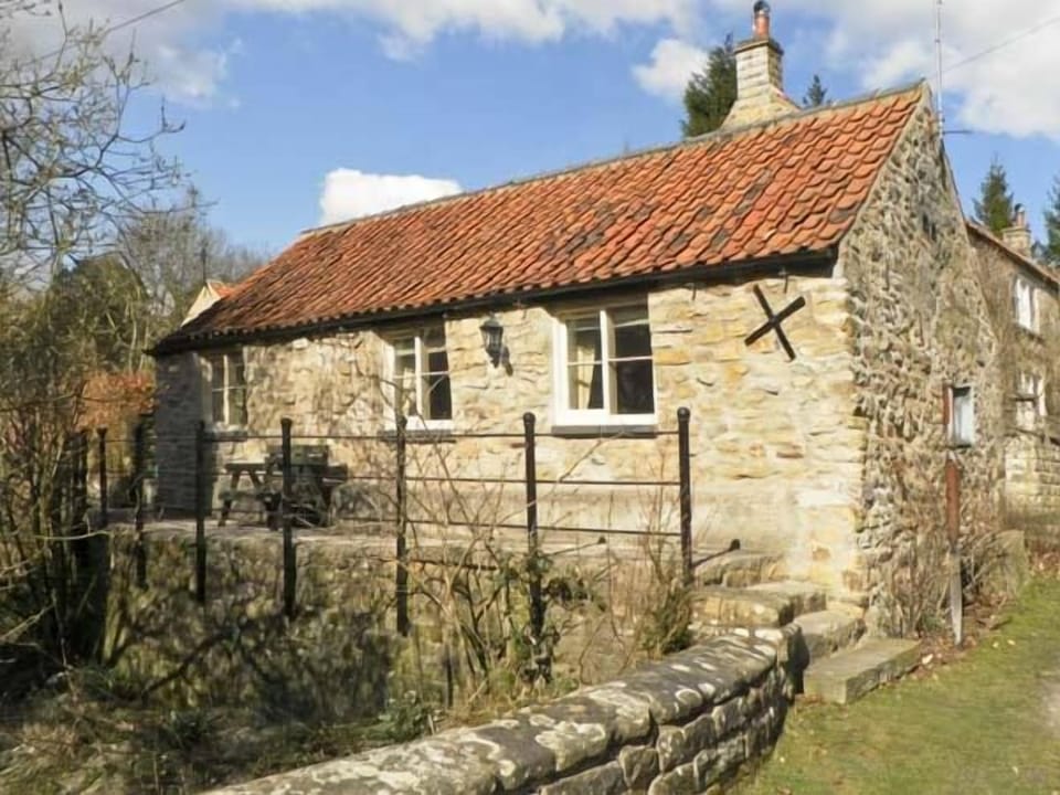 Cottage | Front of property