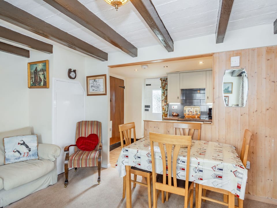 Cottage | Interior