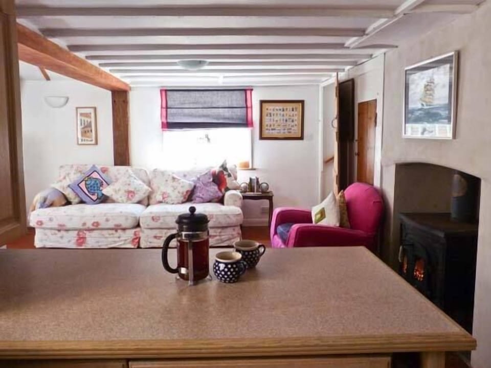 Cottage | Interior