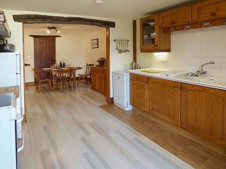 Cottage | Interior