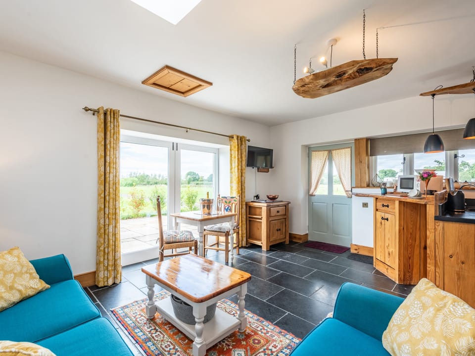 Cottage | Living room | TV, DVD player