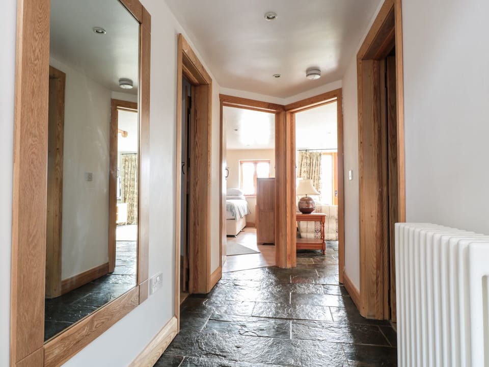 Cottage | Interior