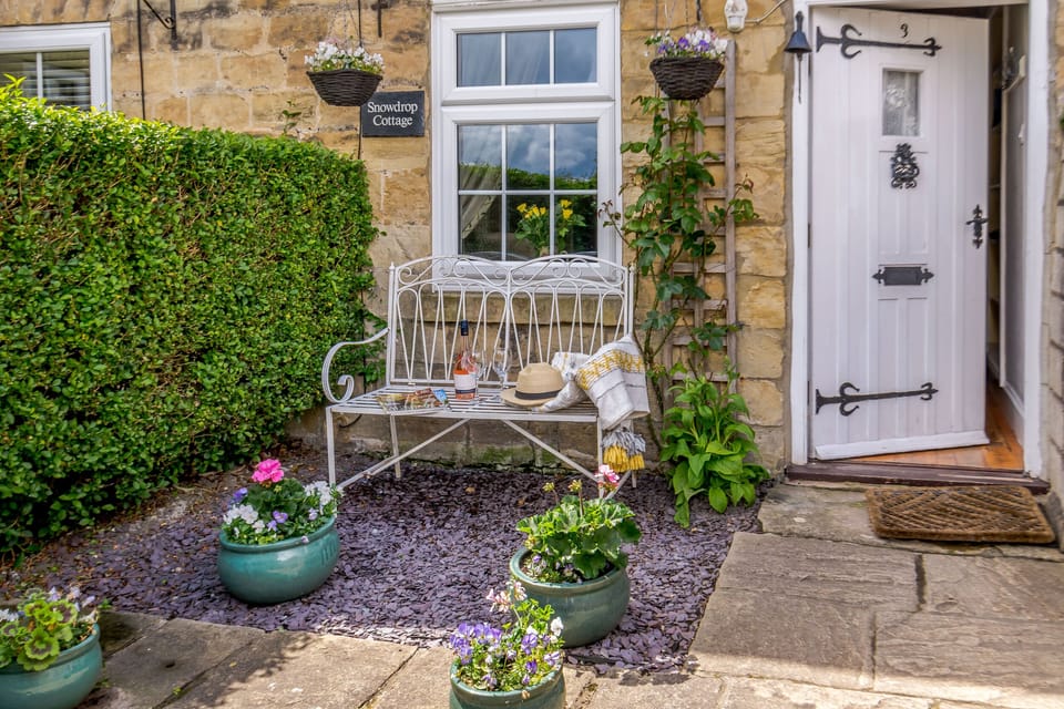 Cottage | Interior