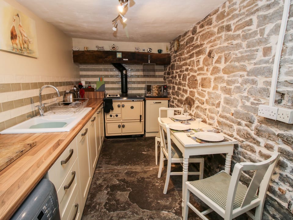 Cottage | Interior