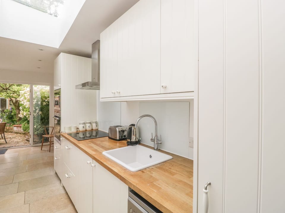 Cottage | Interior