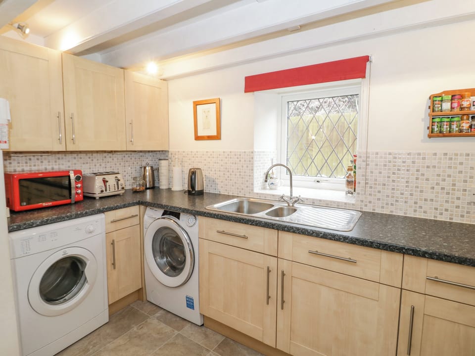 Cottage | Interior