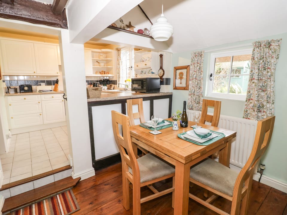 Cottage | Interior