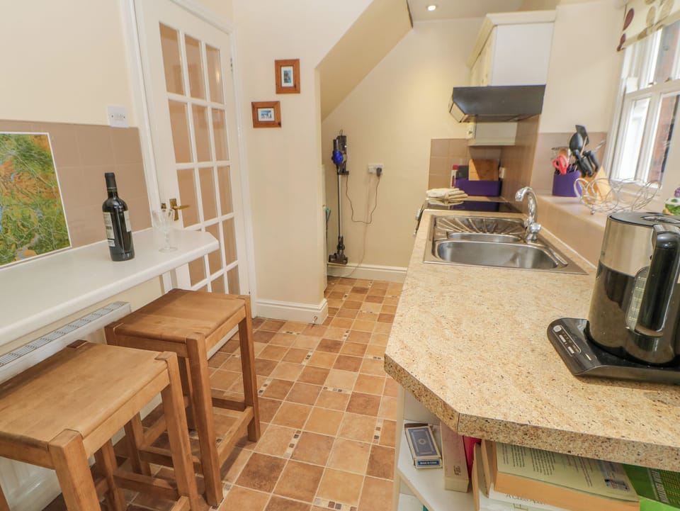 Cottage | Interior