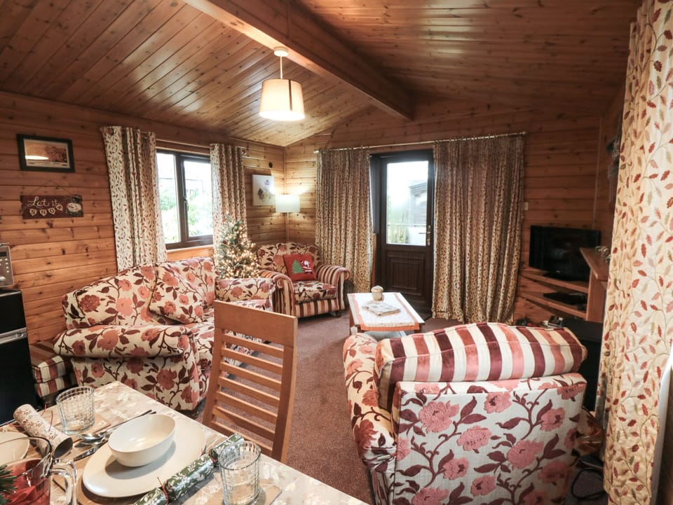 Cottage | Interior