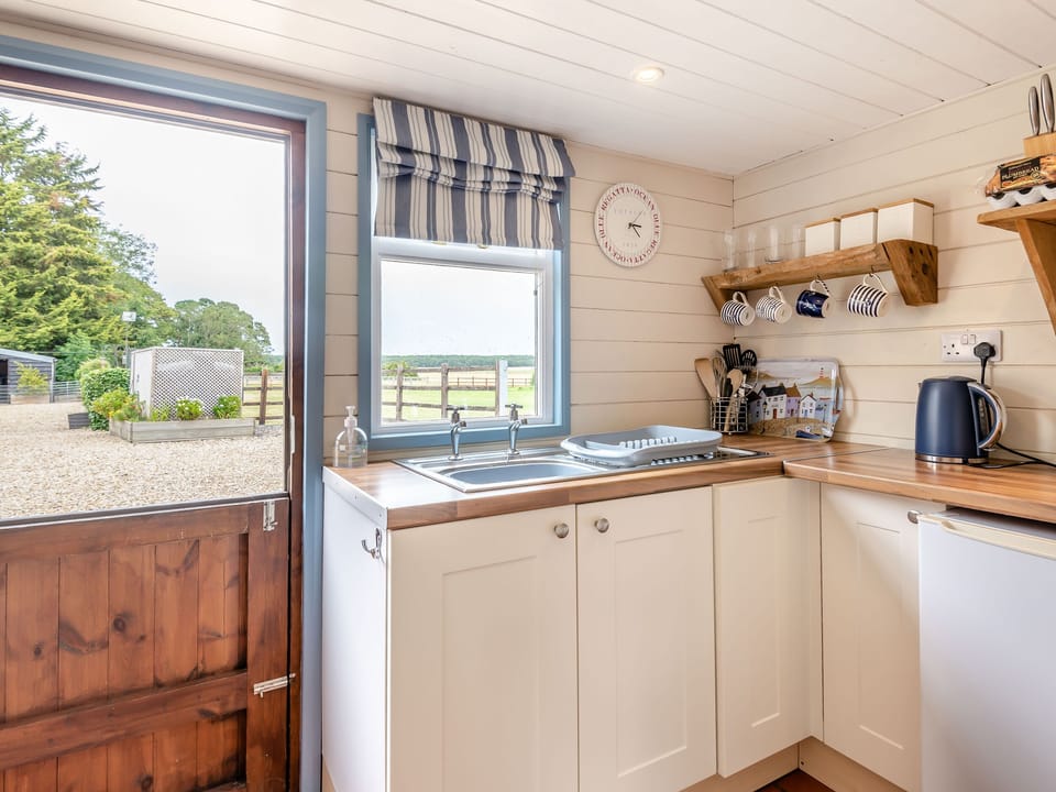 Cottage | Interior
