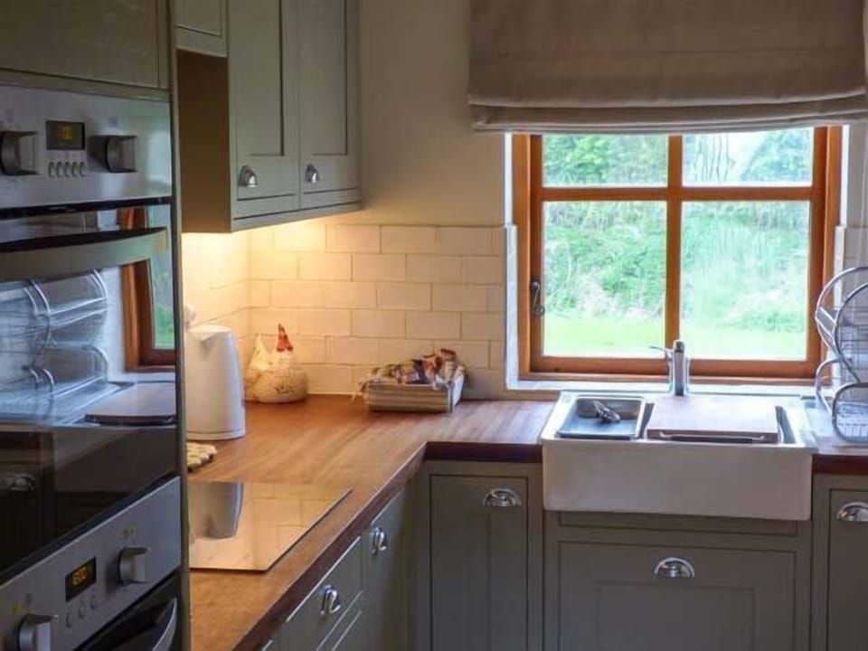 Cottage | Interior