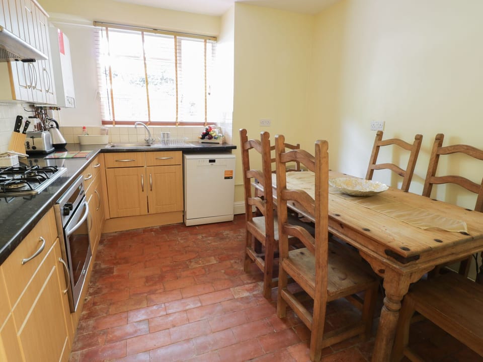 Cottage | Interior