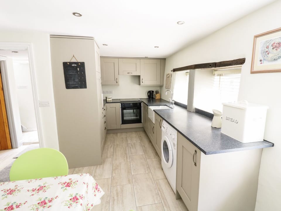Cottage | Interior