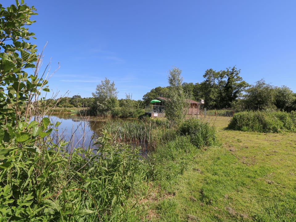 Cottage | Property grounds