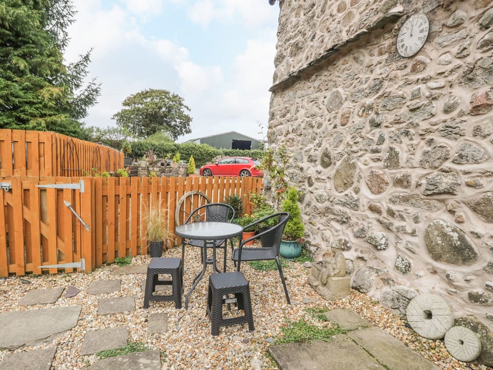 Cottage | Balcony