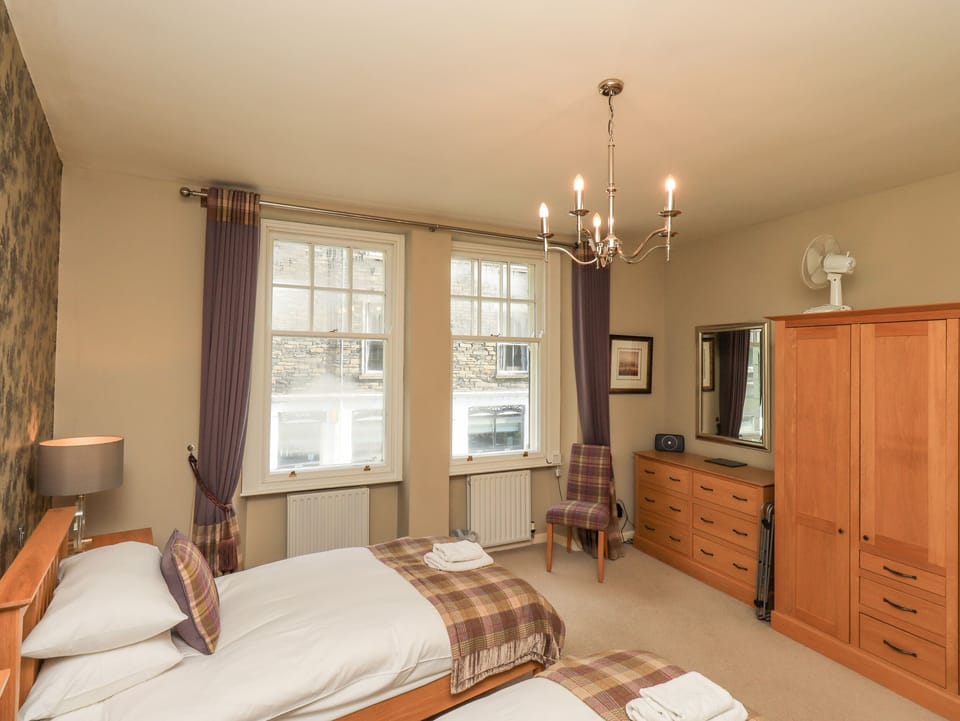 Loughrigg View Cottage in Lake Road