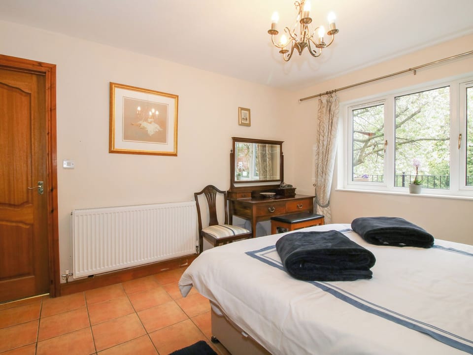 3 bedrooms, individually decorated, individually furnished, free WiFi