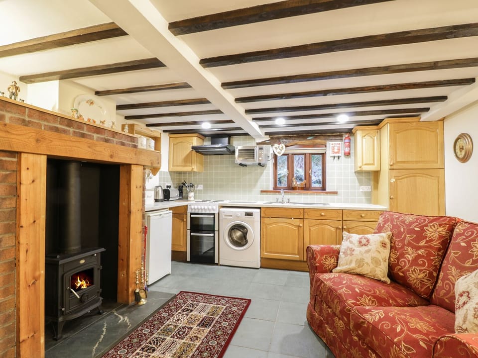 Cottage | Interior