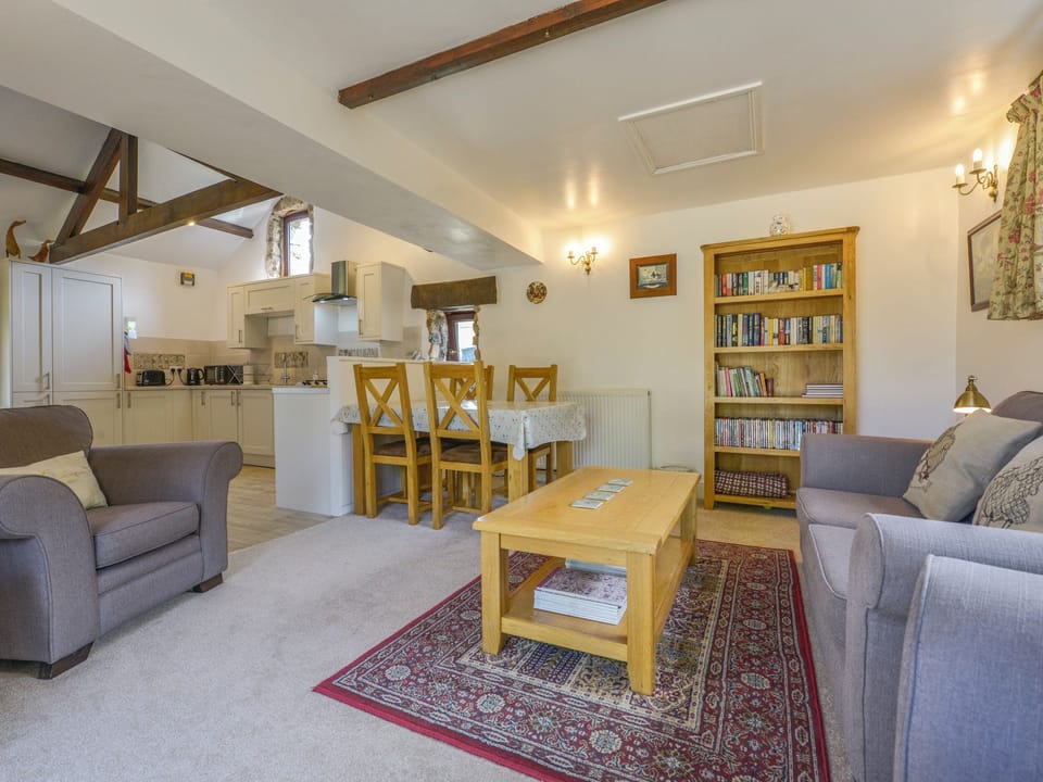 Cottage | Living area | TV, DVD player