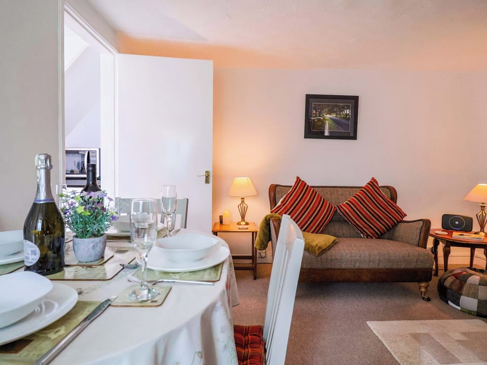Cottage | Interior