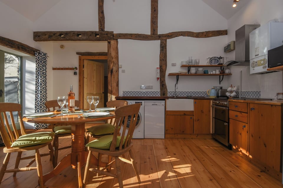 Cottage | Interior