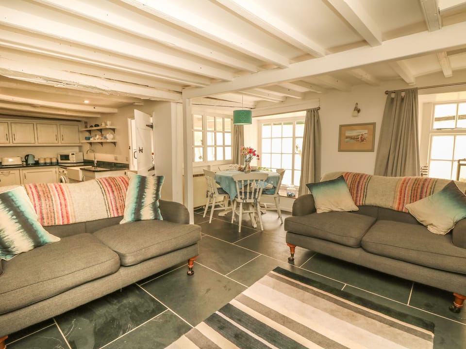 Cottage | Interior