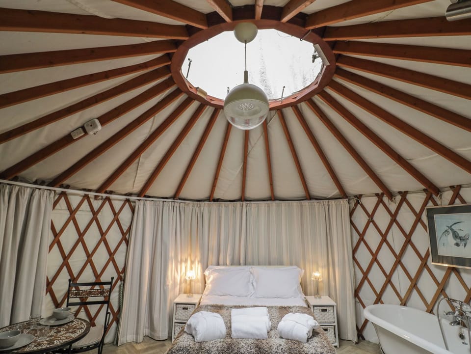 The Lakeside Yurt Cottage in Wychavon District
