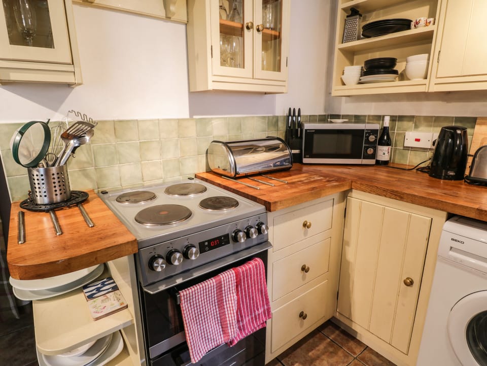 Cottage | Interior