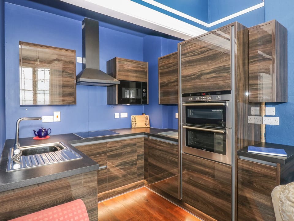 Cottage | Interior