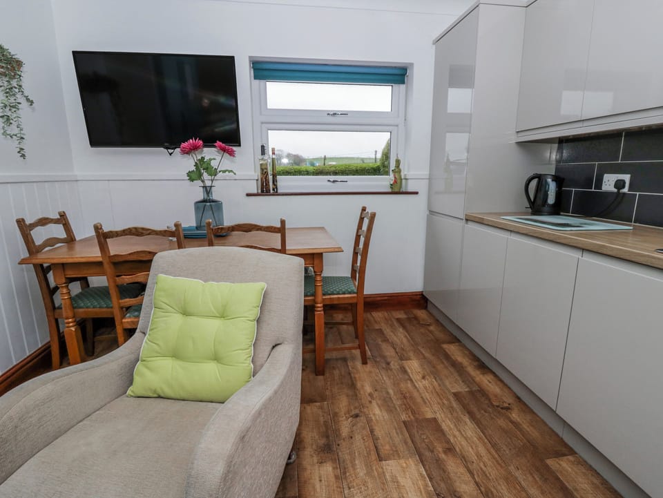 Cottage | Living area