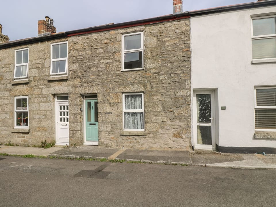 Cottage | Front of property