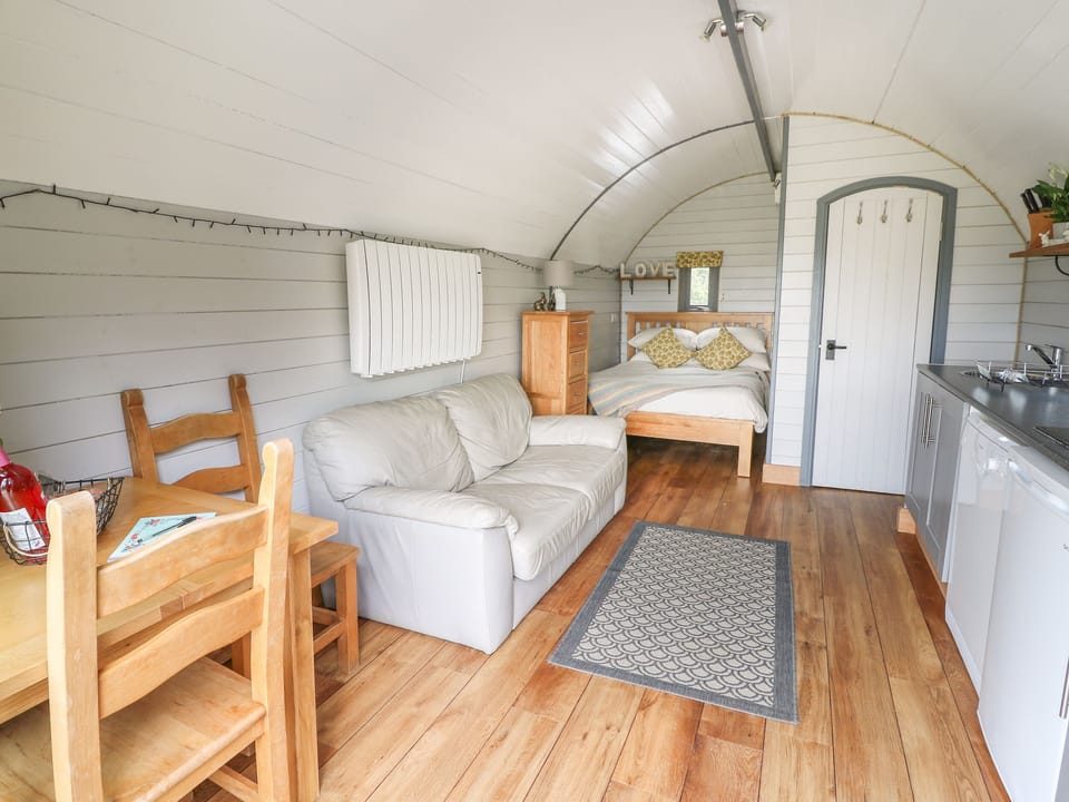 Cottage | Interior