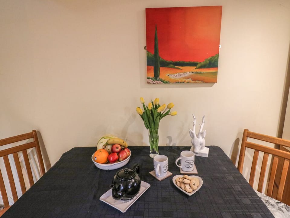 Cottage | Interior