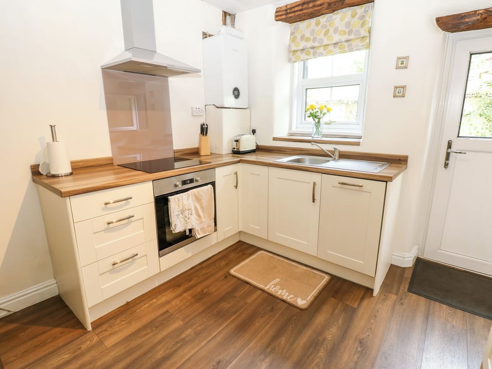 Cottage | Interior