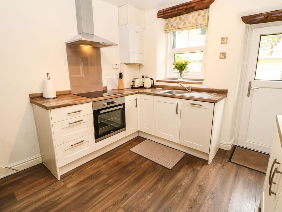 Cottage | Interior