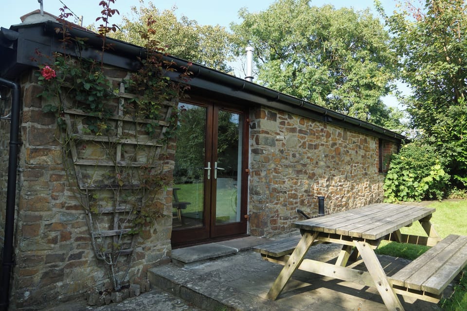 Cottage | Outdoor dining