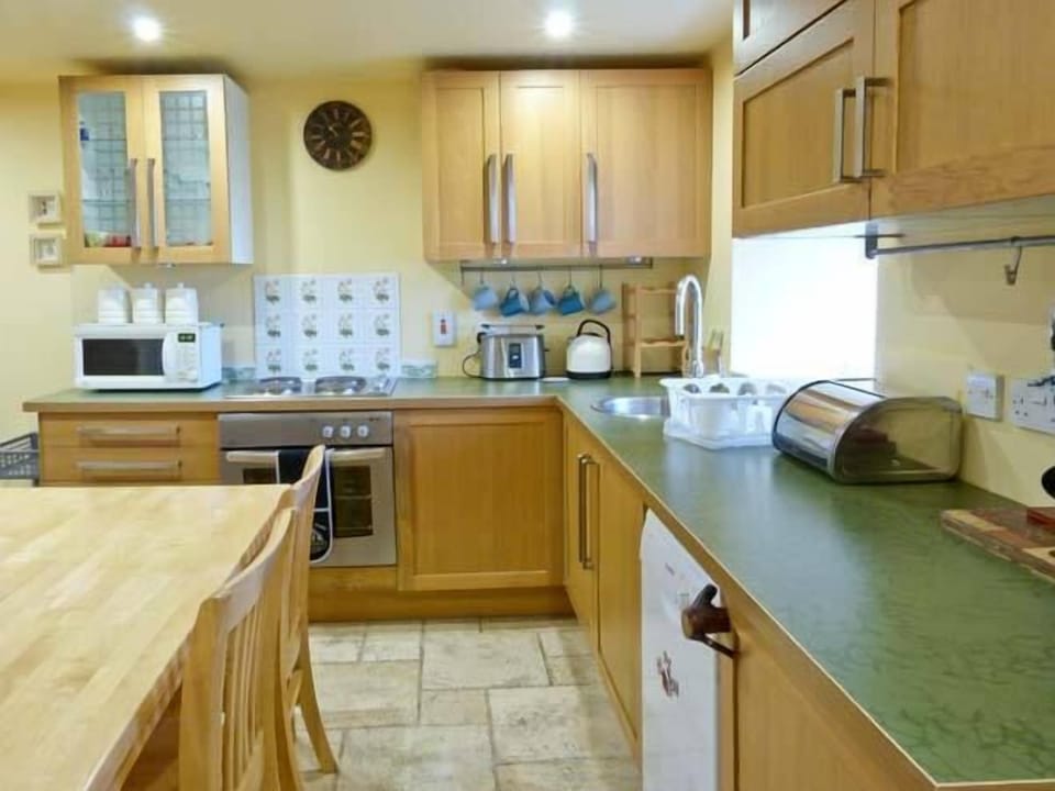 Stovetop, dishwasher, toaster, highchair