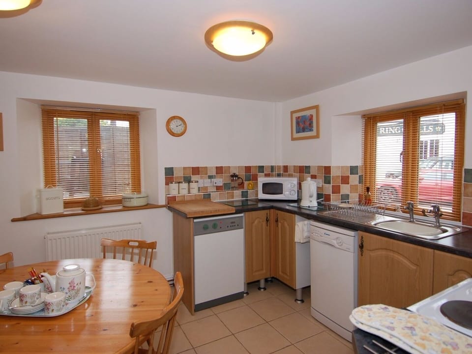 Cottage | Interior