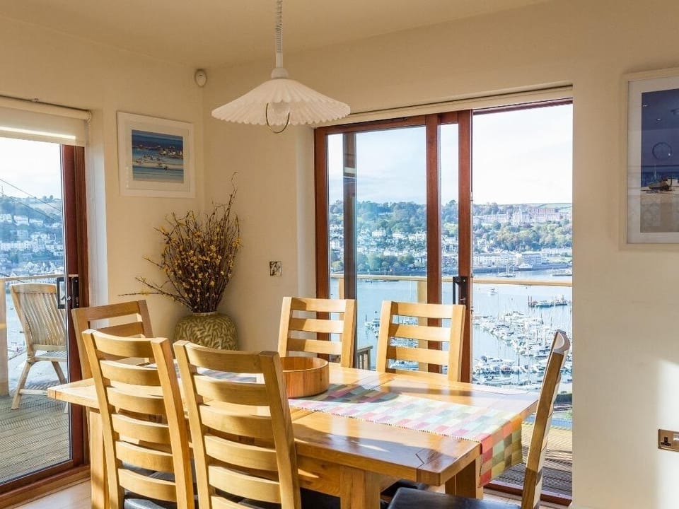 Cottage | Private kitchen | Fridge, highchair, cookware/dishes/utensils